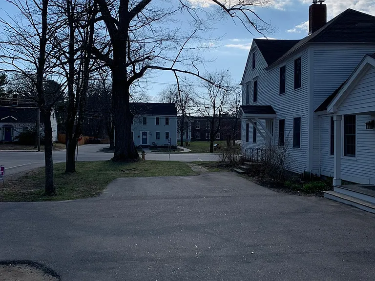 76 South St #A — Photo 35