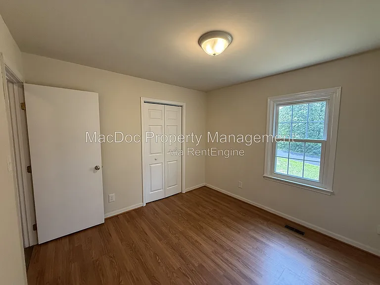 11001 Westminster Ct — Photo 14