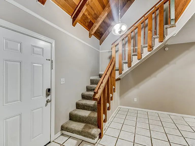 24 Autry Dr — Photo 5