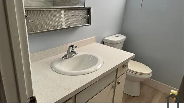3801 Daisy St — Photo 10