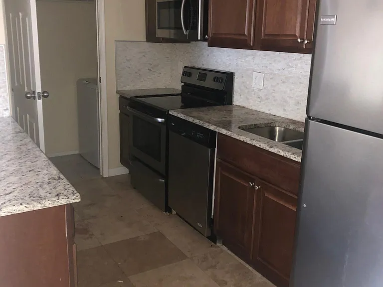1400 Gandy Blvd N #1610 — Photo 3