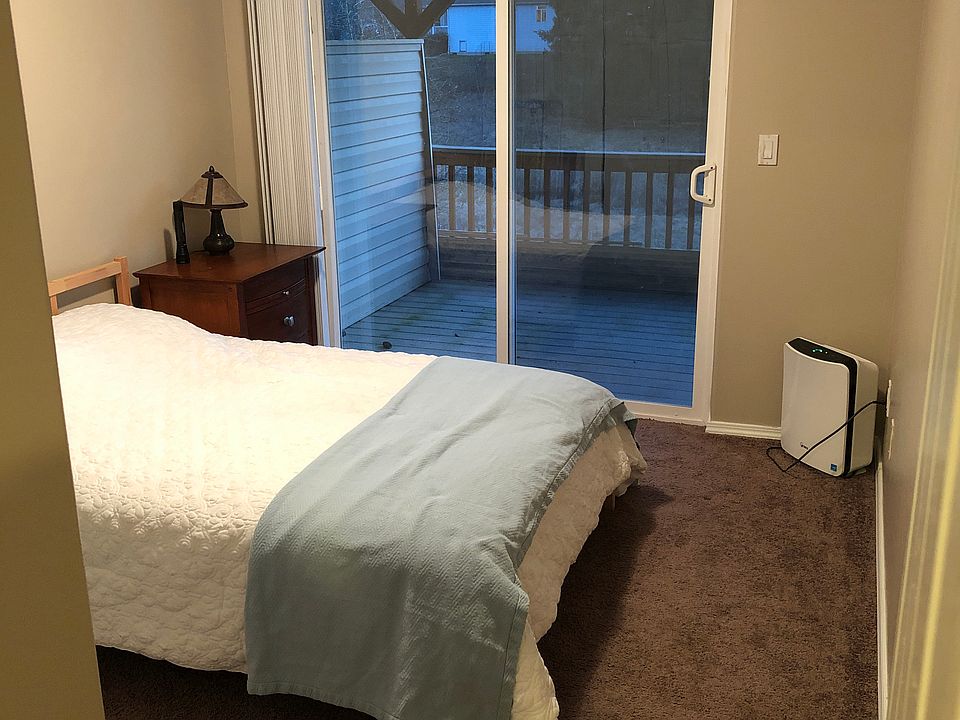 1st image of 2813 NE 96th Way
