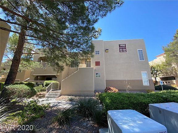 2nd image of 1900 Mountain Hills Ct Unit 204