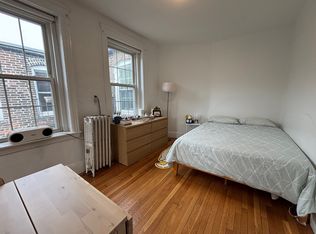 26 Myrtle St #15, Boston, MA 02114