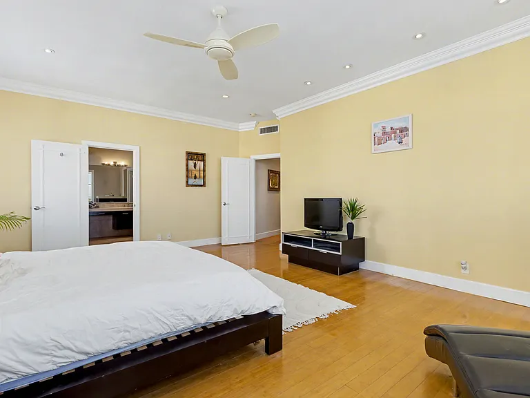 3430 Galt Ocean Dr #1 — Photo 22