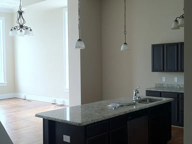 922 Main St — Photo 22