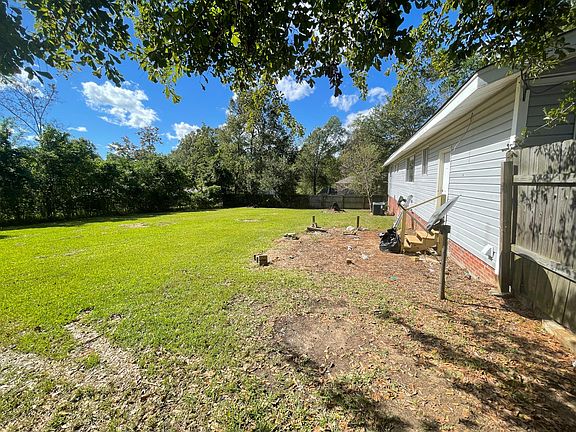 2nd image of 3602 Essex St
