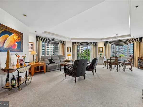 5610 Wisconsin Ave APT 708, Chevy Chase, MD 20815