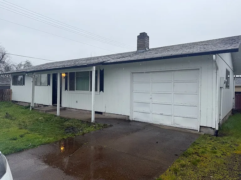 5040 E St #21 — Photo 1