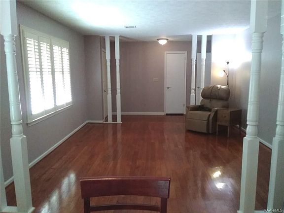 5th image of 1236 Hillman St