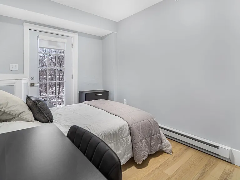 504 Stewart Ave — Photo 251