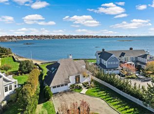 190 Davenport Dr, Stamford, CT 06902