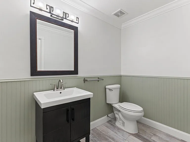 9307 Poplar Creek Ct — Photo 11