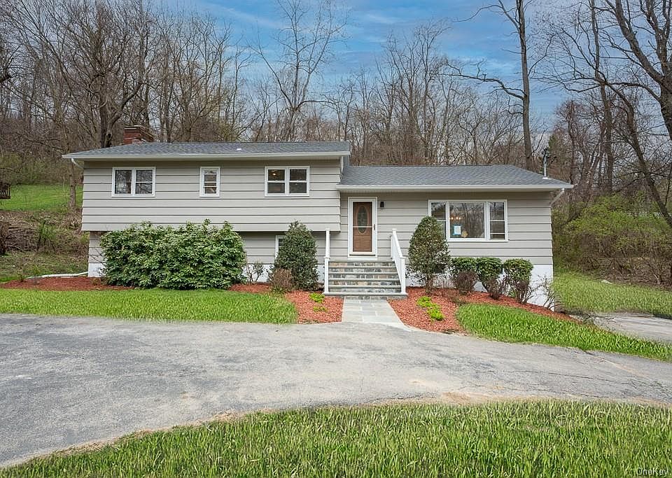 1997 Route 9D, Wappingers Falls, NY 12590 Zillow