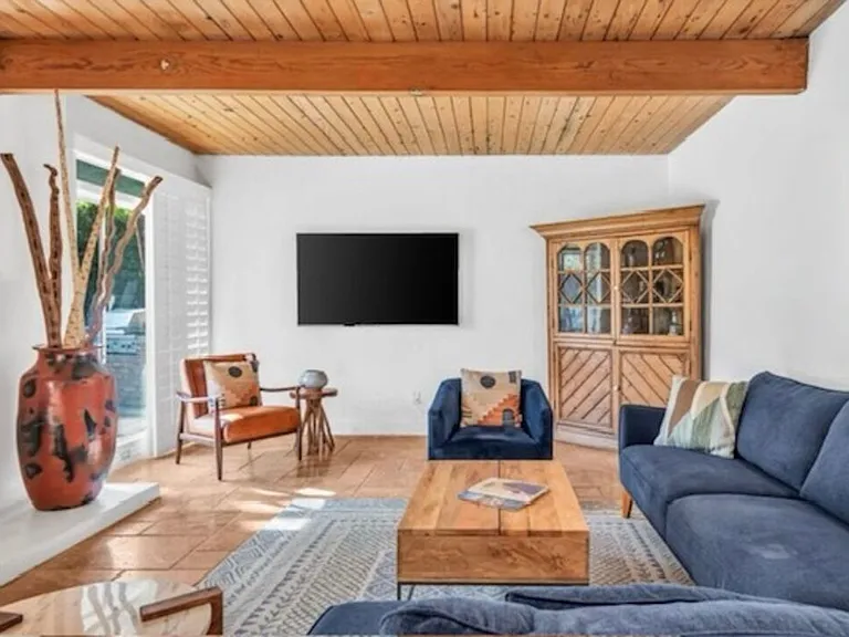 817 N Via Monte Vis — Photo 36