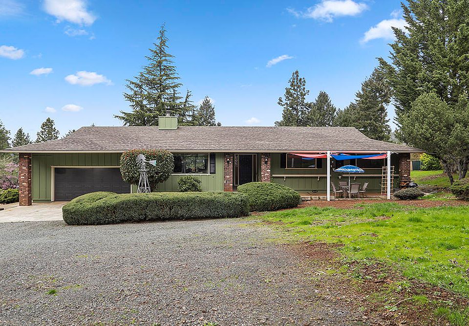 380 Summit Loop, Grants Pass, OR 97527 Zillow