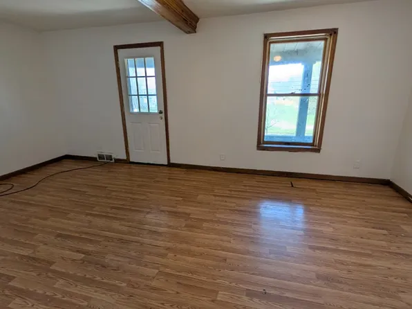 1935 Niagara St #2, Niagara Falls, NY 14303