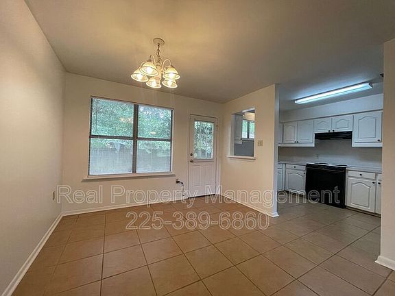 5th image of 13640 Rampart Ct