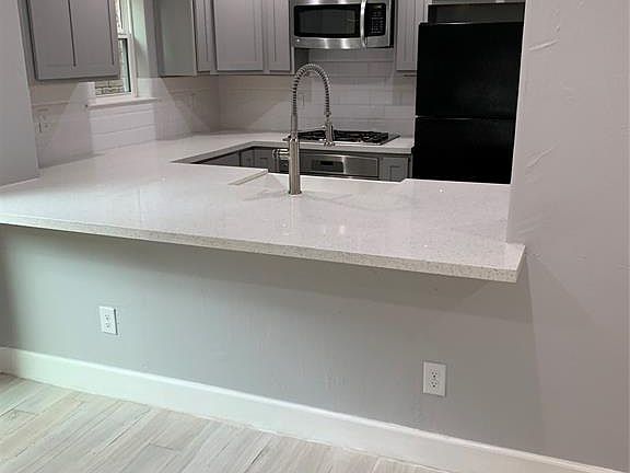 5th image of 4612 Cashel Castle Dr E