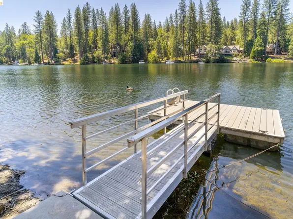 19711 Pleasantview Dr, Groveland, CA 95321