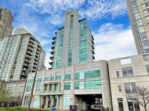 2067 Lake Shore Blvd W #205, Toronto, ON M8V 4B8