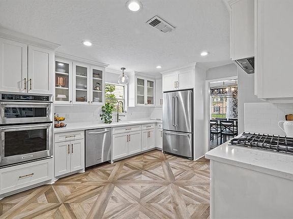 5th image of 4126 Manorfield Dr