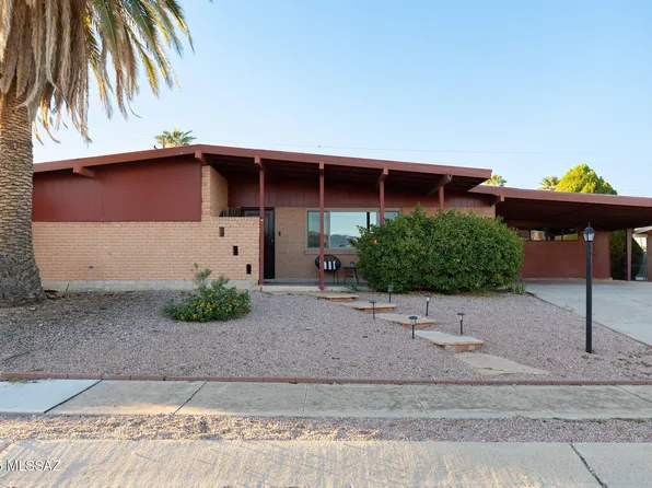 8320 E Shiloh St, Tucson, AZ 85710