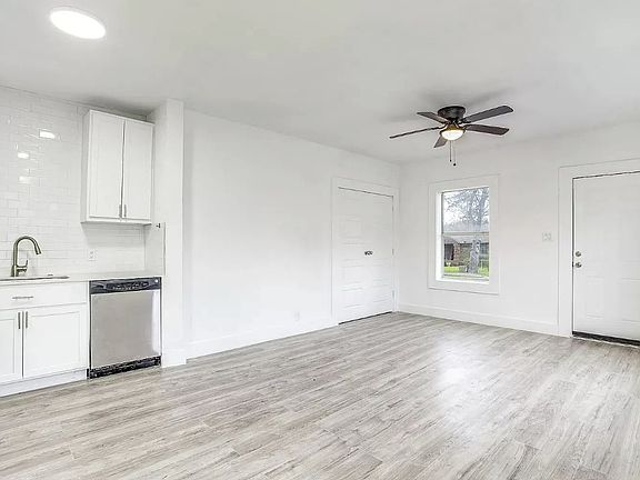 5th image of 2404 Maryland Ave