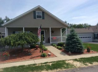 11 Mango Way, Gansevoort, NY 12831