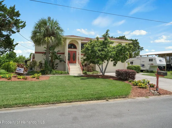 3212 Hibiscus Dr, Hernando Beach, FL 34607