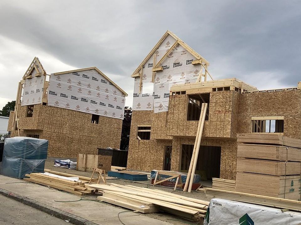 2nd image of 173 Grand St #0
