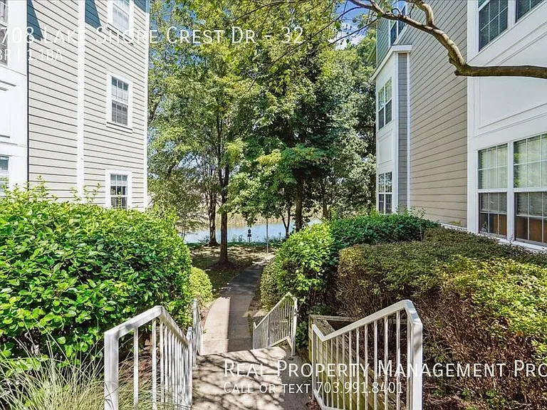 1708 Lake Shore Crest Dr #32 — Photo 24