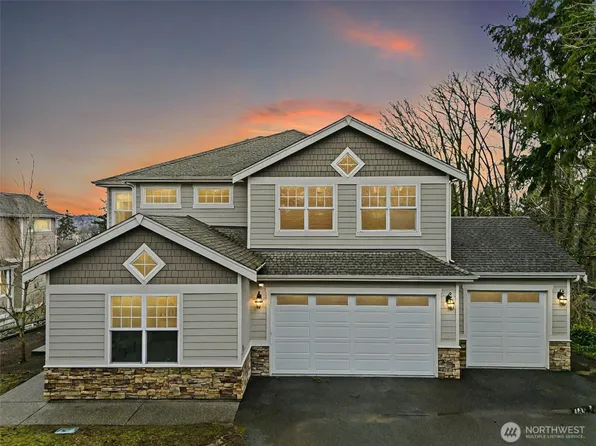1310 N 27th Court, Renton, WA 98056