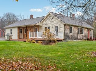 9 Fox Hill Rd, Pomfret Center, CT 06259