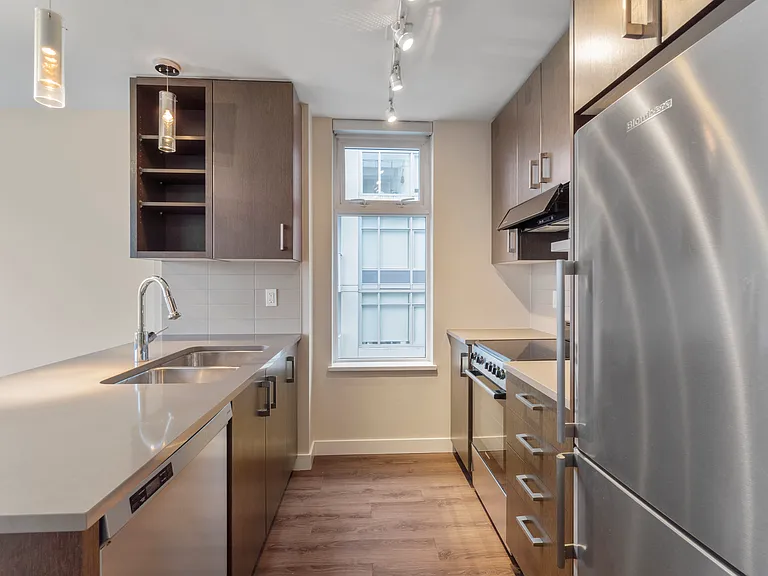 180 Switchmen St — Photo 30