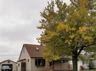 24 Wallace Ave, Cheektowaga, NY 14227