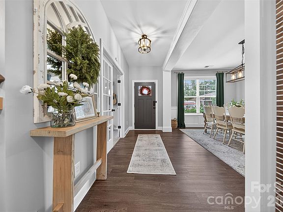 4th image of 3022 Eagle Ridge Ln