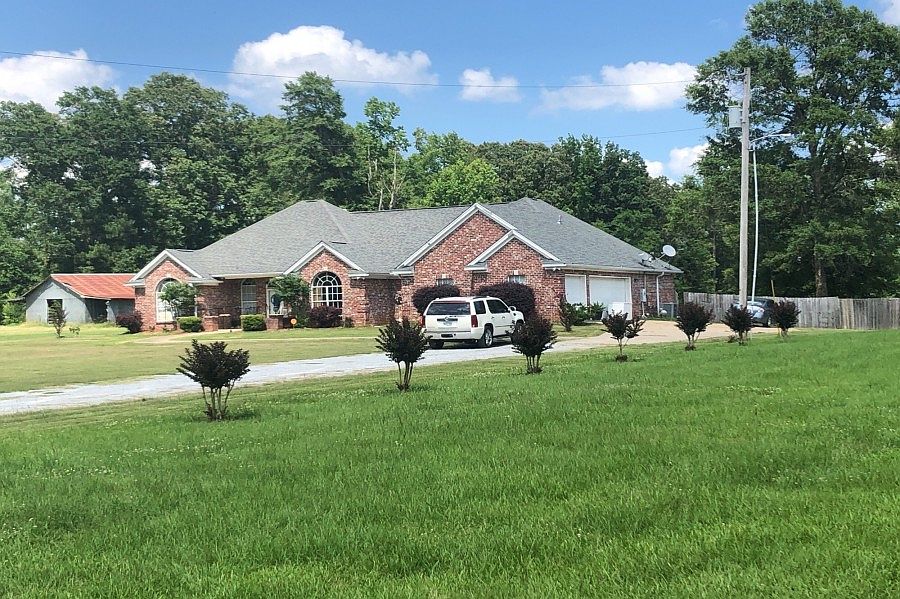 2nd image of 7362 Terry Rd