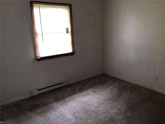 5th image of 2711 Leo St APT 2