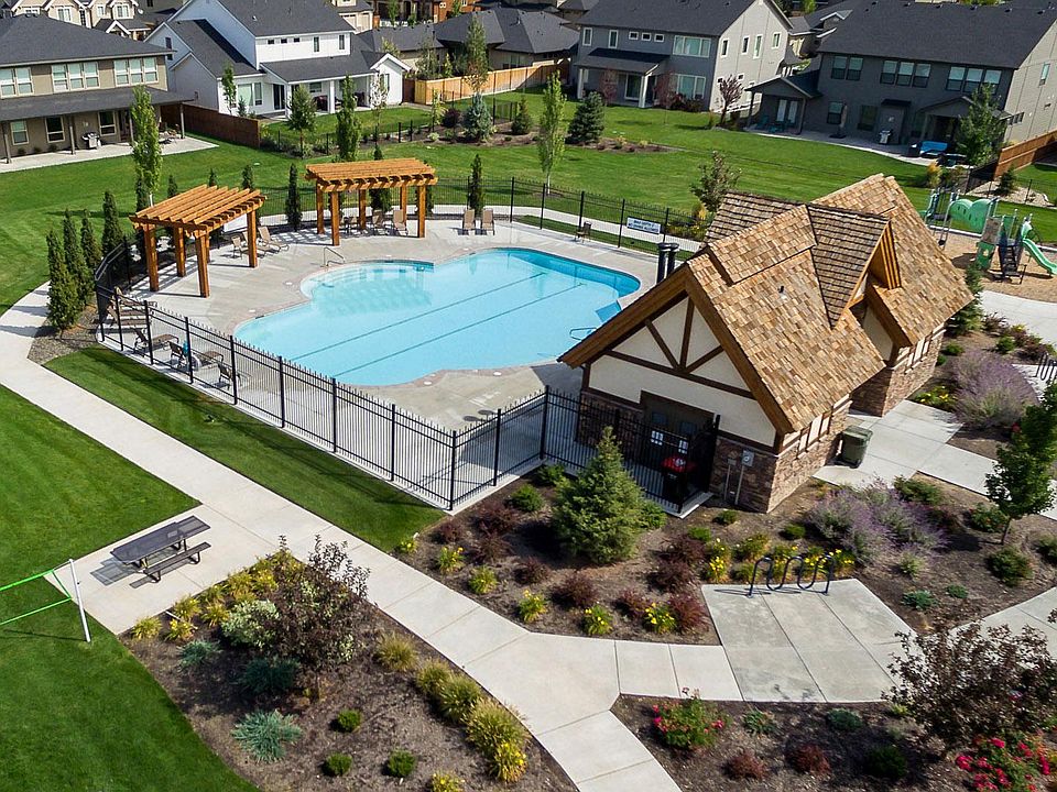 Clubhouse, pool and gym.
