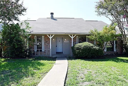 4325 Ireland Dr Photo 1