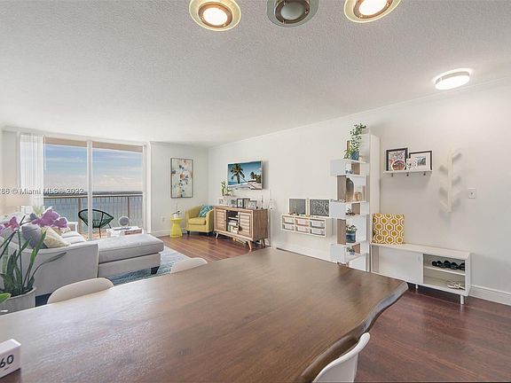 4th image of 1200 Brickell Bay Dr APT 2302