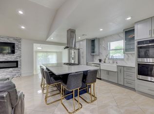 301 E Garrett Run, Austin, TX 78753