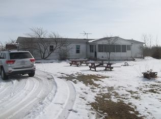 1910 Brock Rd NE, Bloomingburg, OH 43106