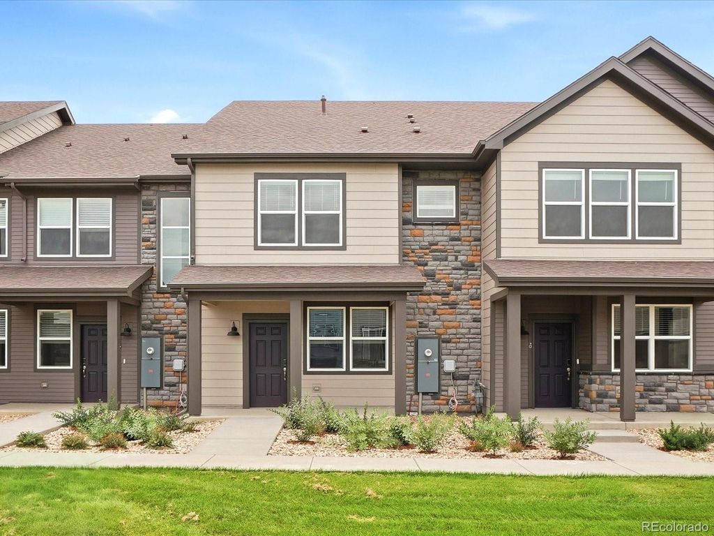 1596 Riverplace Drive #4