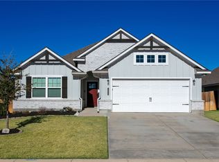 1925 Cambria Dr, Bryan, TX 77807