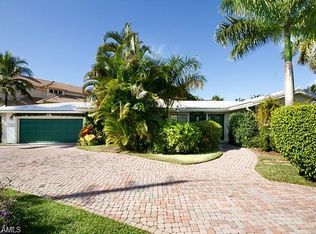 1890 Tarpon Rd, Naples, FL 34102