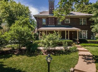 7186 Delmar Blvd, Saint Louis, MO
