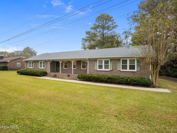 708 Oakdale Avenue, New Bern, NC 28562