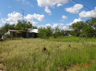 1301 Magnolia St, Seminole, TX 79360